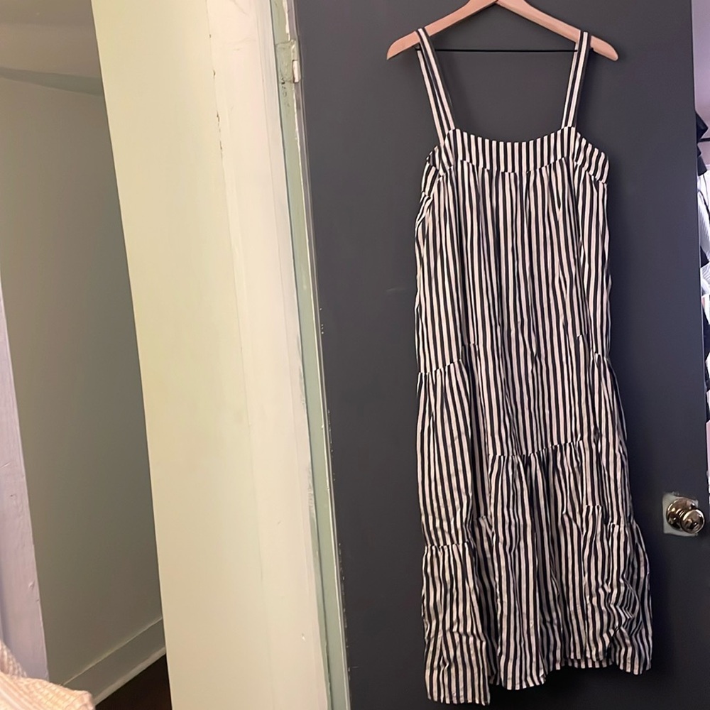 Jenni Kayne Size M Blue/white striped dress
